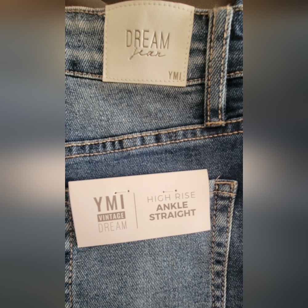 NWT Ymi Jeans - Picture 2 of 3